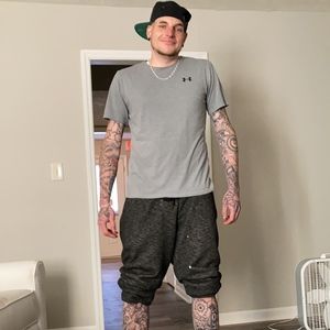 Meet your Posher, Alex